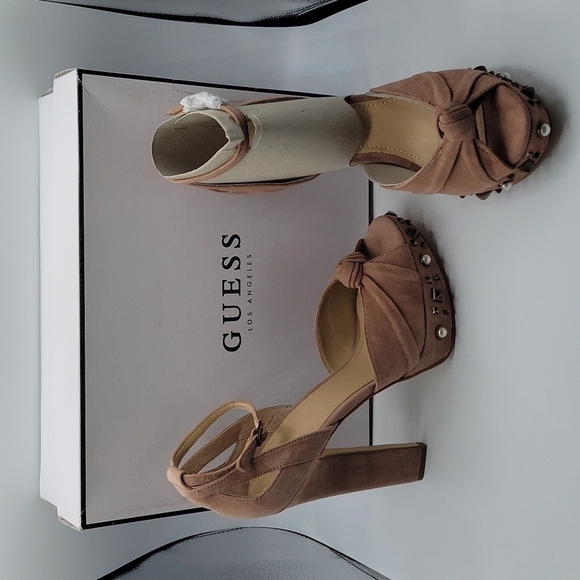 Guess Kenzie2 light pink suede peep toe heels 8.5 - Picture 10 of 11